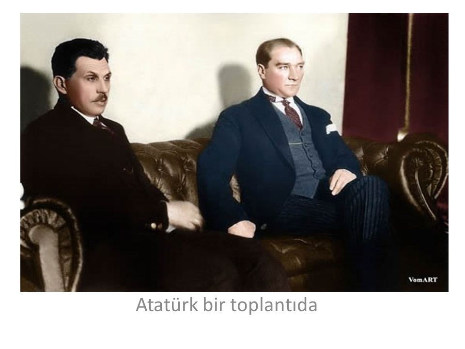 Atatürk bir toplantıda