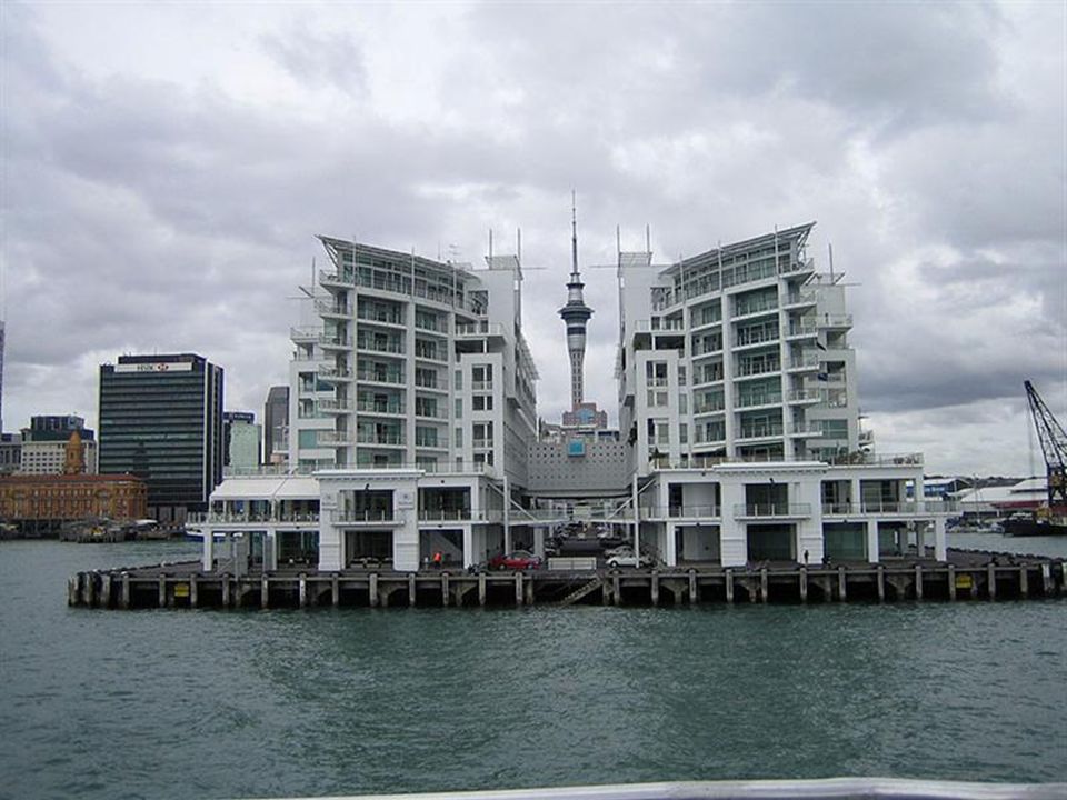 Yeni Zelanda’nın en büyük ve en kalabalık şehri : Auckland The biggest and the most crowded city of New Zealand : Auckland